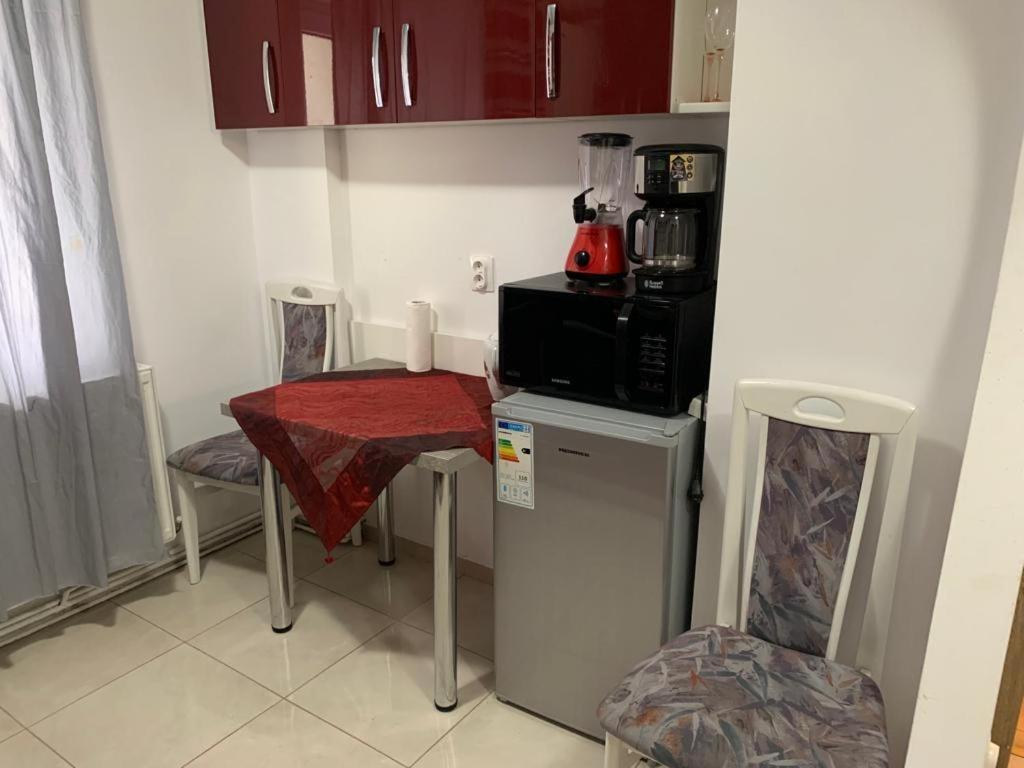 Garsoniera Natalia Apartment Sibiu Bagian luar foto